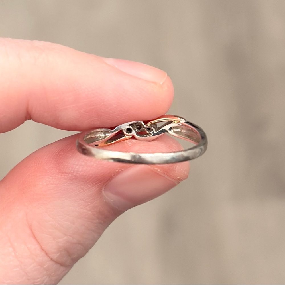 10K Diamond Ring, Three Stone, Dainty Swirl, Size 7.25, White Rose Gold - Picture 13 of 14